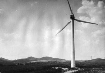 Větrná elektrárna EKOV 400 na katastru obce Boršice u Buchlovic na Uherskohradišťsku. (Foto B. Koč)