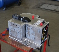 Obr. 1a Cylindrické baterie využité při zkouškách hašení