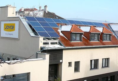 Fotovoltaika v roce 2013 realizace fotovoltaick elektrrny JOYCE