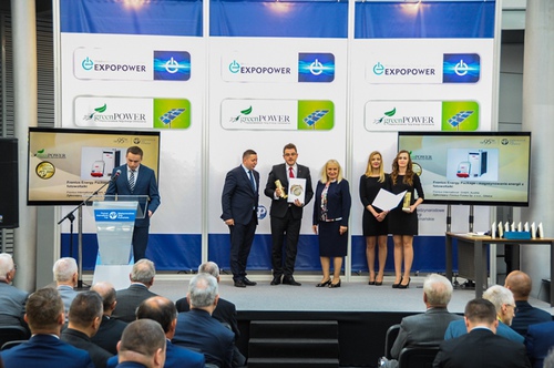 V rmci polskho veletrhu GreenPower byla spolenosti Fronius udlena cena MTP Gold Medal Award za een pro ukldn energie Fronius Energy Package